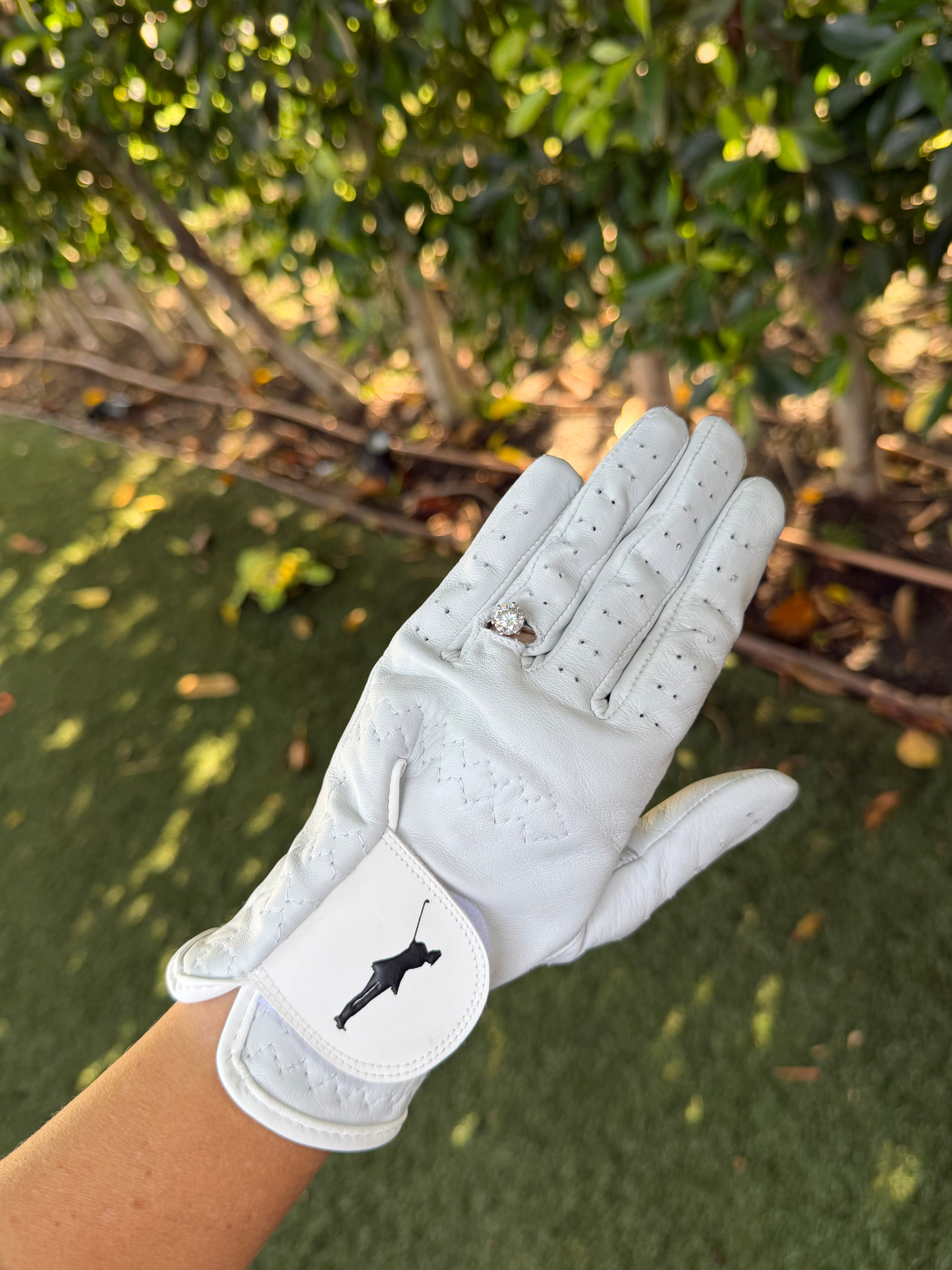 Women’s ring golf glove